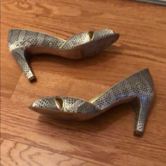 Lulu Guinness Snakeskin Peep Toe Sandals - Picture 4 of 8